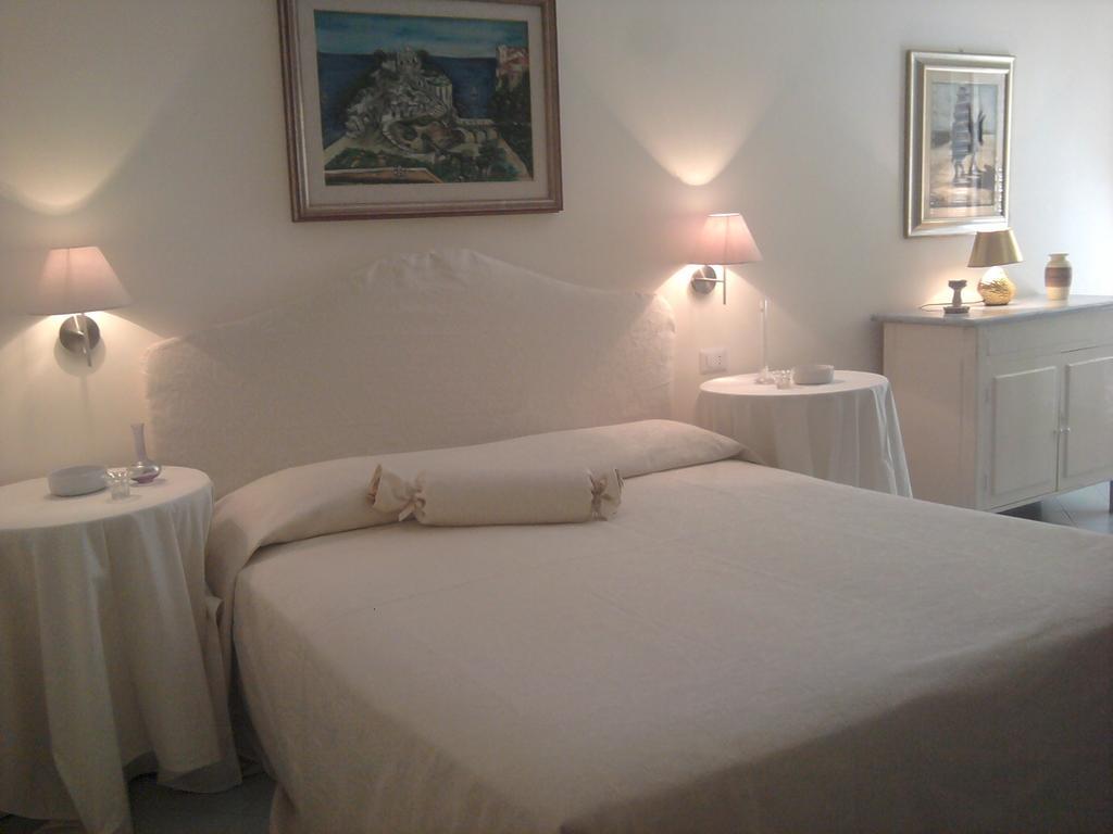 Proserpina Tropea Rum bild