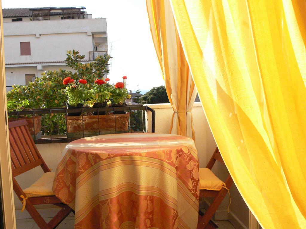 Proserpina Tropea Exteriör bild